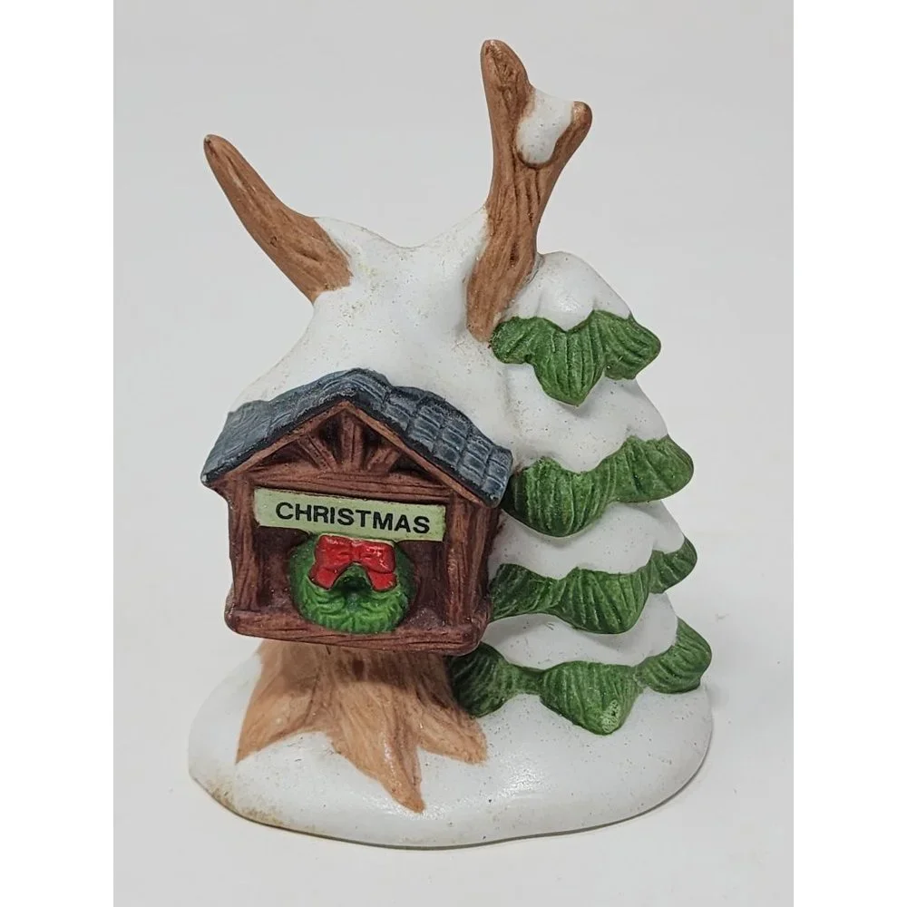 Set Of 5 Homco Christmas Figurines 2‎ Santas 2 Bears 1 Pine Tree